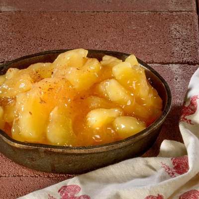 Warm Cinnamon Apples