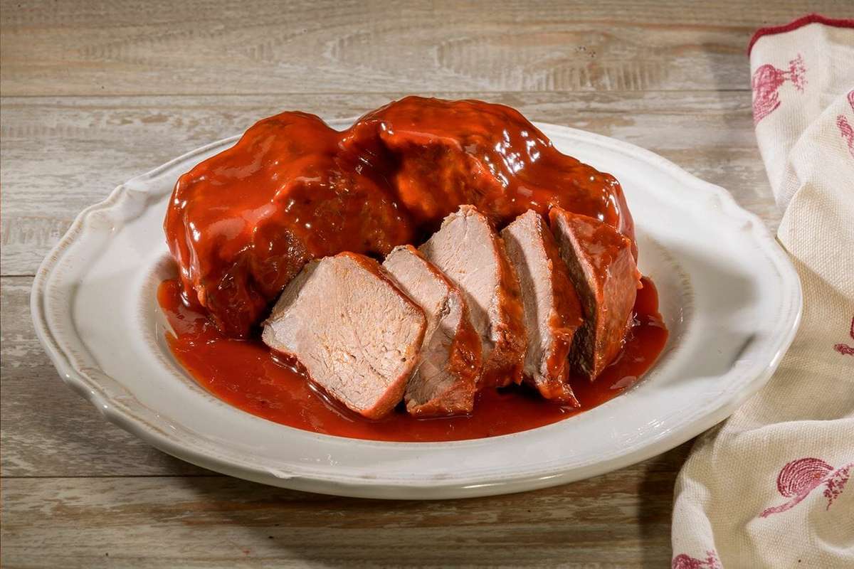Slow Roasted Pork with Barbeque Sauce