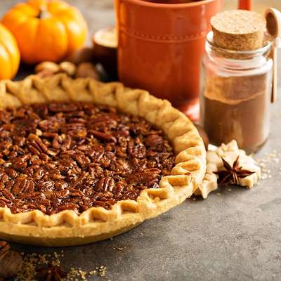 Large 10″ Pecan Pie